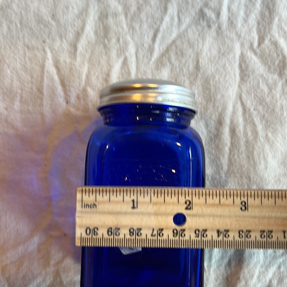 Blue Kitchen Spice Shaker Glass Container with Lid - Picture 3 of 4